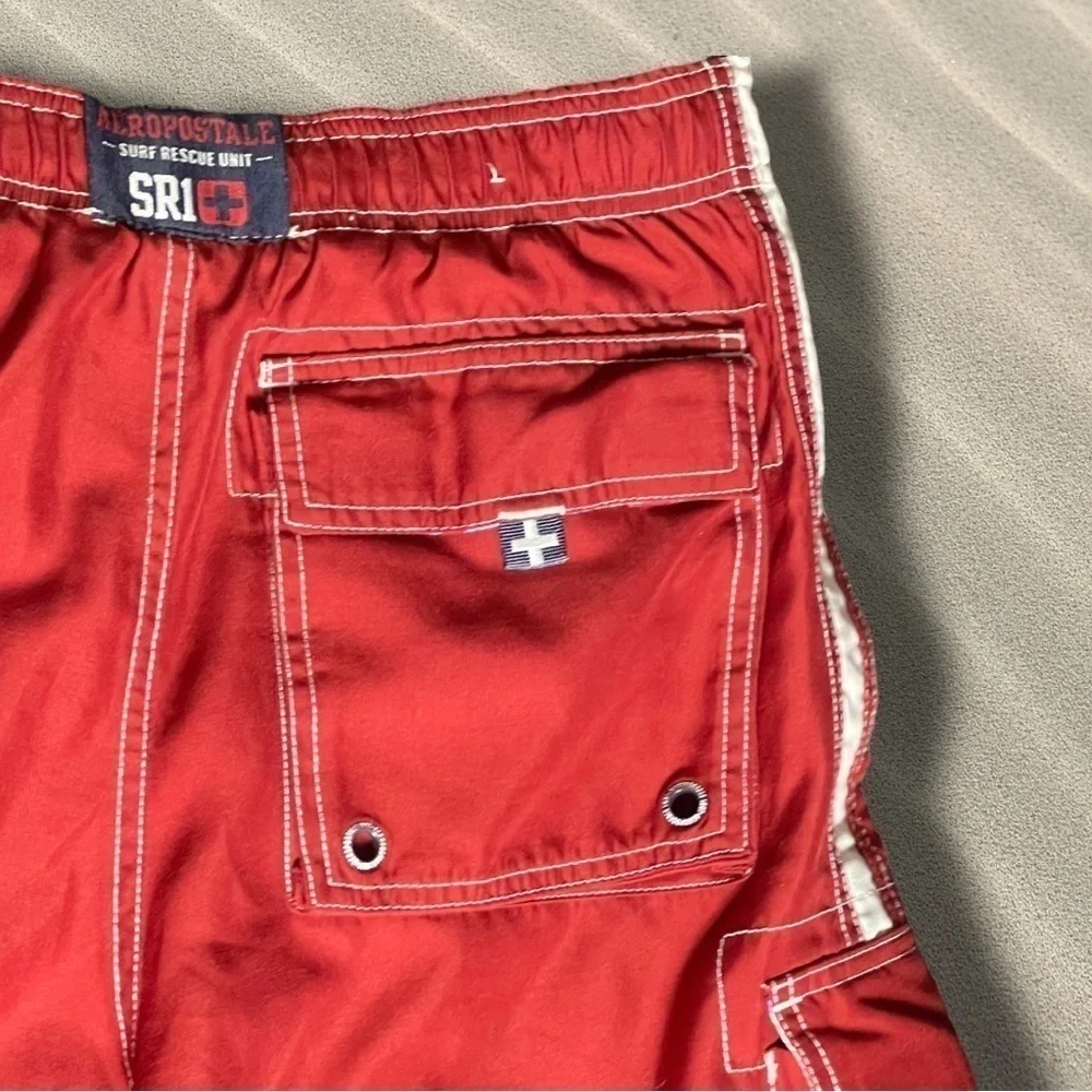 Aeropostale Men’s Cargo Swim Trunks / Shorts Burgundy Red Size Small